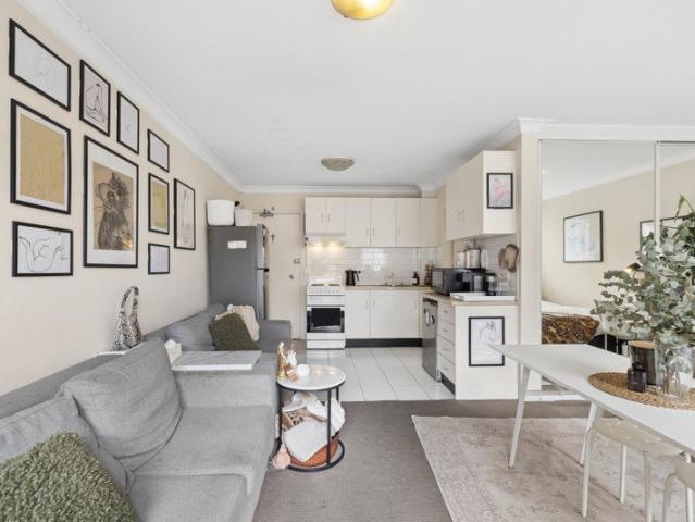 Granny Flat for sale in Sydney, New South Wales