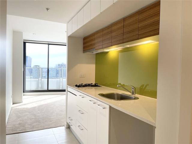 Granny Flat for rent in Docklands, Melbourne