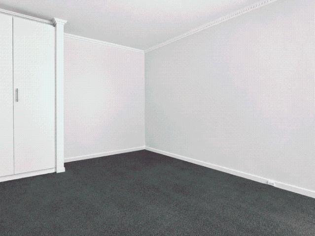 Granny Flat for rent in Toorak, Melbourne