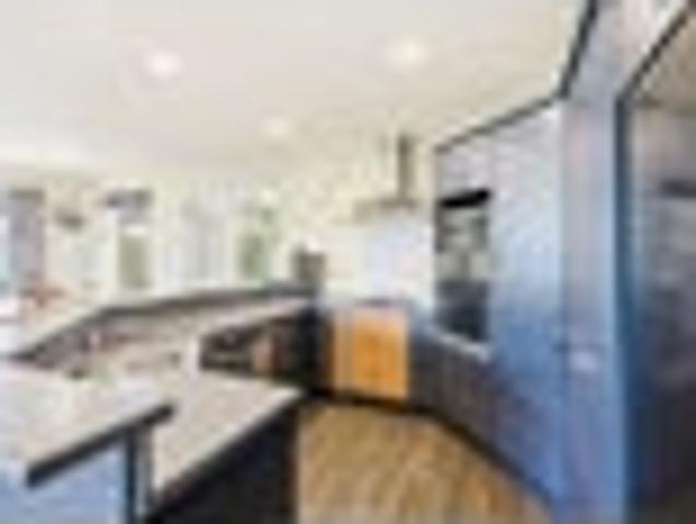 House for sale in Chaslands, Canterbury