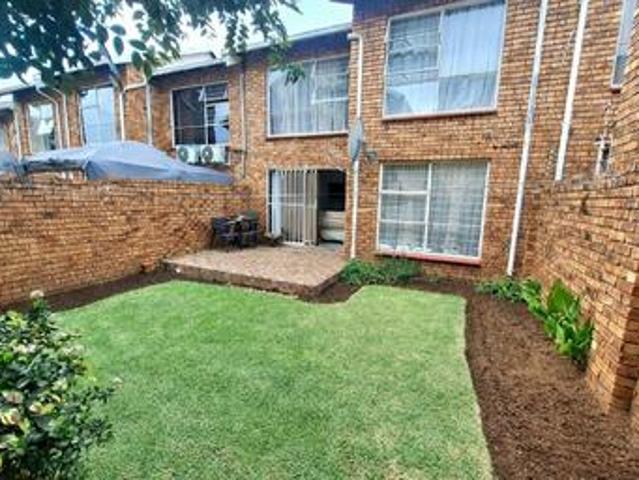 Townhouse for sale in Ekurhuleni, Gauteng