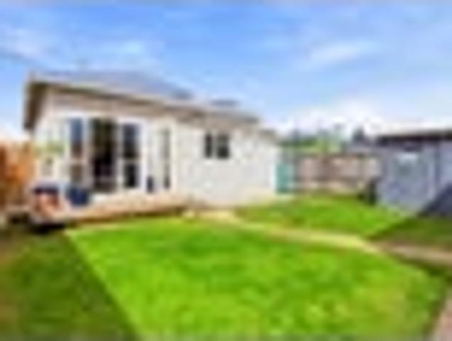 House for sale in Otakou
