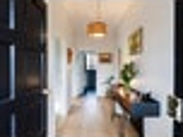 House for sale in Waverley House for sale in Waverley