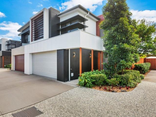 Townhouse for rent in Toombul, Queensland