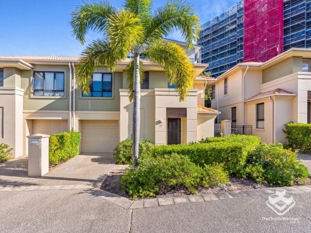 Townhouse for sale in Fernbrook, Queensland