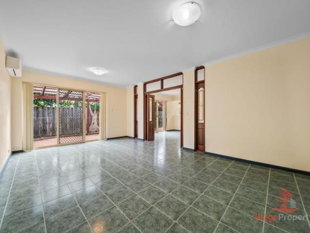 House for rent in Como, Western Australia
