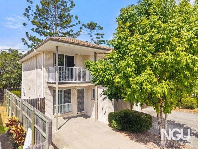 Townhouse for sale in Loganlea, Greater Brisbane