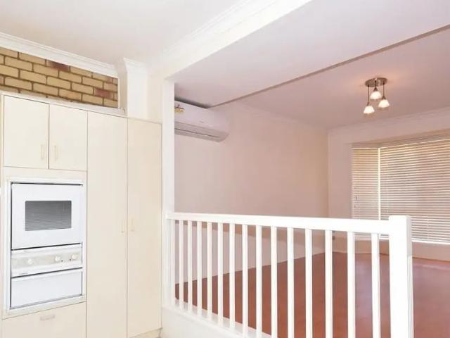 Townhouse for rent in Toombul, Queensland