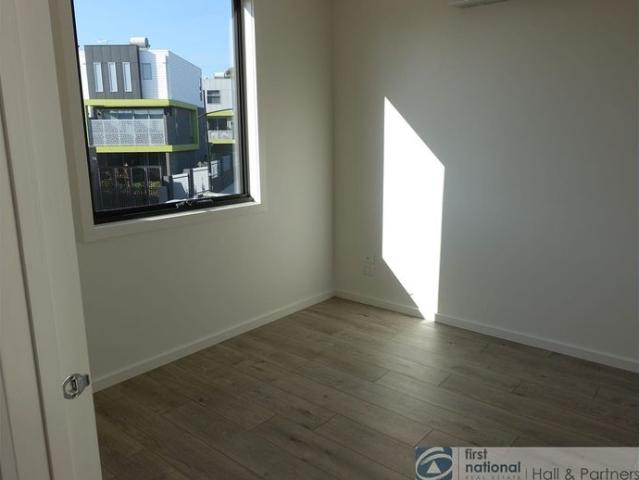 Townhouse for rent in Camerons Creek, Victoria