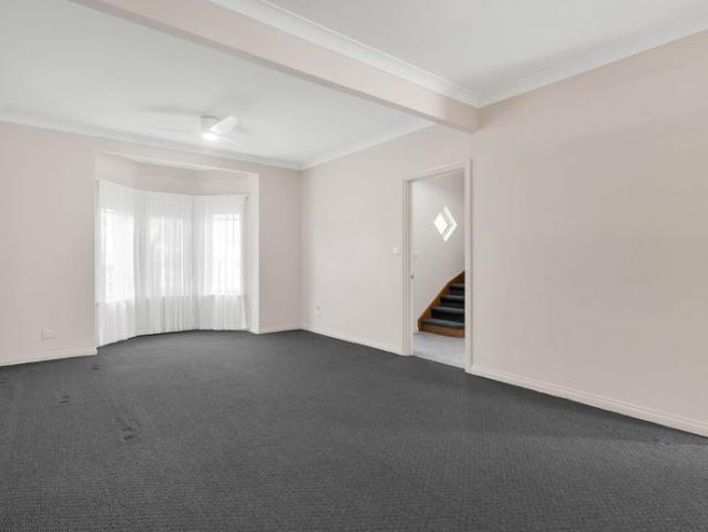 Townhouse for rent in Horseshoe Creek, South Australia