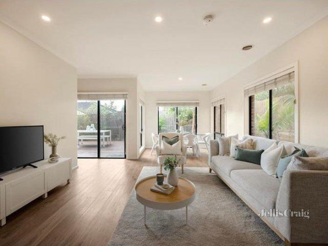 Townhouse for rent in Bayswater North, Melbourne