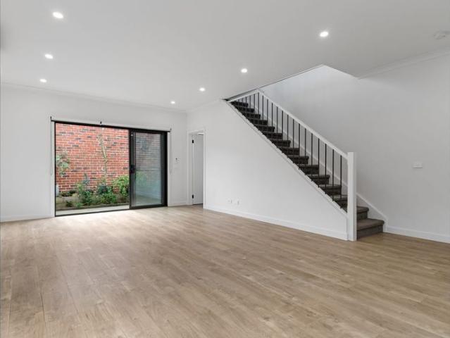 Townhouse for rent in Camerons Creek, Victoria