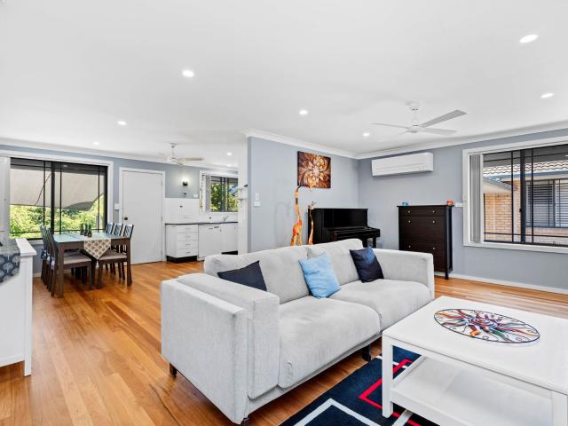 Villa for sale in Ambergate, New South Wales