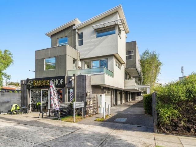 Townhouse for sale in Camerons Creek, Victoria