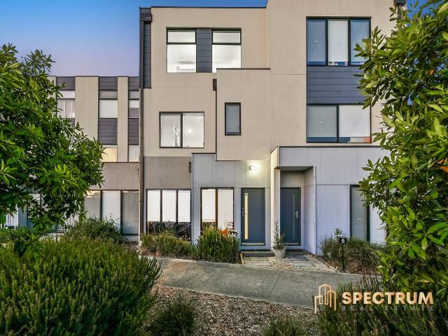Townhouse for sale in Camerons Creek, Victoria