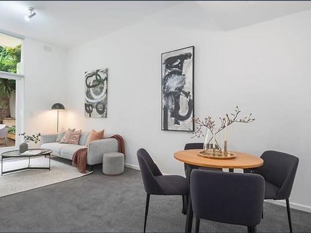 Townhouse for rent in Camerons Creek, Victoria