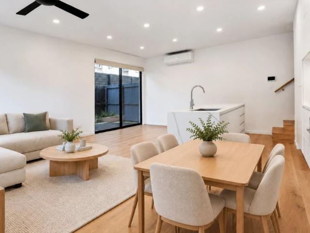 Townhouse for rent in St Kilda, Melbourne