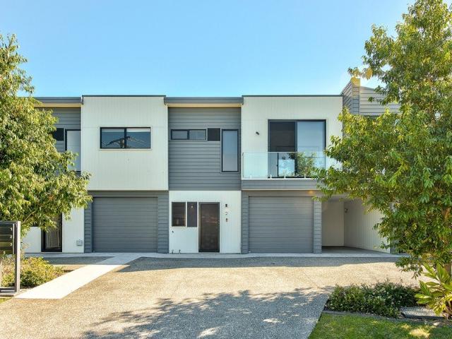 Townhouse for sale in Toombul, Queensland