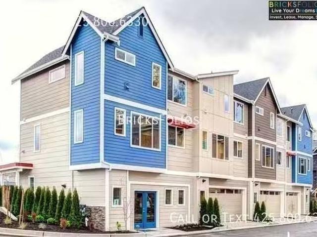 Condo for rent in Renton