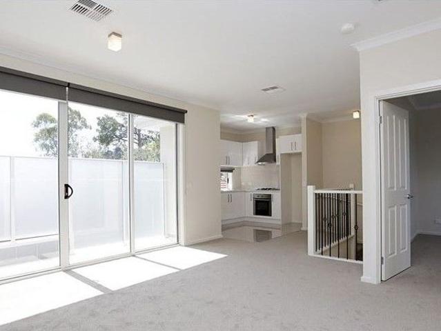 Townhouse for rent in Camerons Creek, Victoria