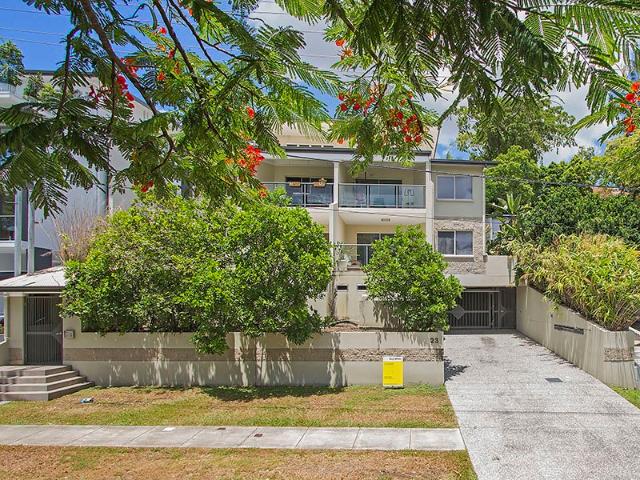 Townhouse for rent in Taringa, Greater Brisbane