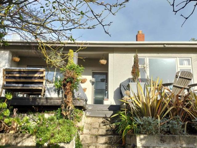 House for rent in Otakou