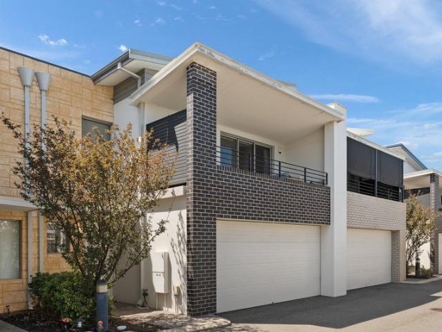 Townhouse for sale in Baldivis, City of Rockingham