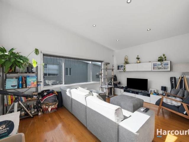 Townhouse for rent in Pascoe Vale, Melbourne