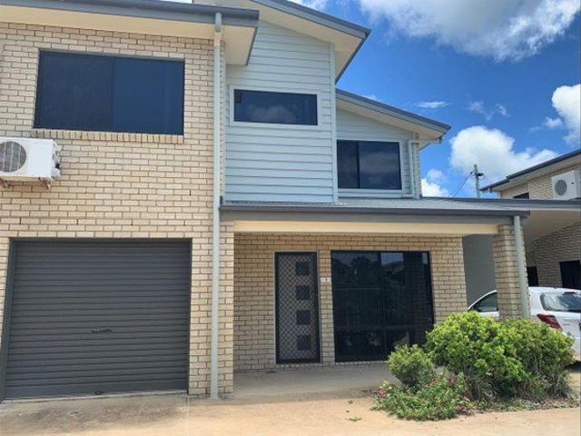 Townhouse for rent in Banyan, Queensland