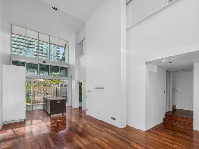 Townhouse for rent in Toombul, Queensland