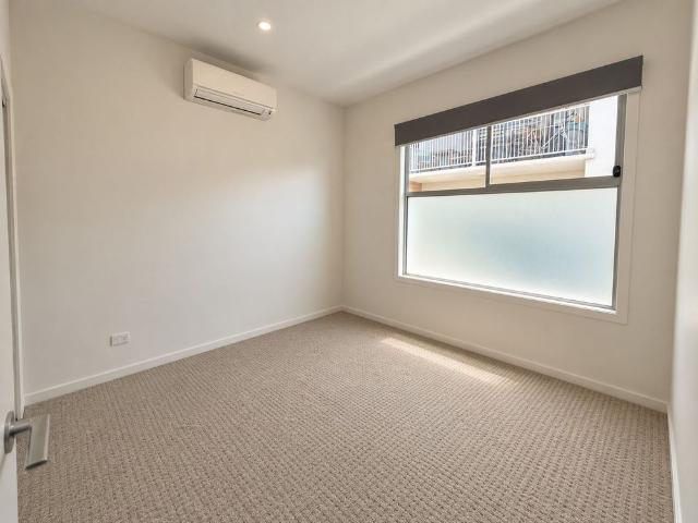 Townhouse for rent in Thornbury, Melbourne