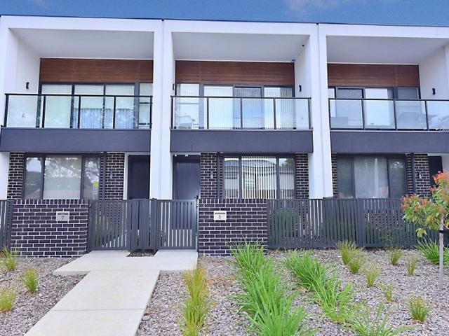Townhouse for rent in Camerons Creek, Victoria