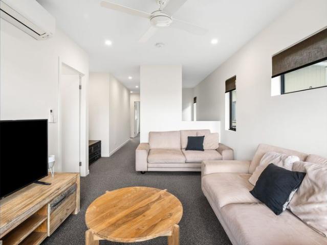Townhouse for rent in Toombul, Queensland