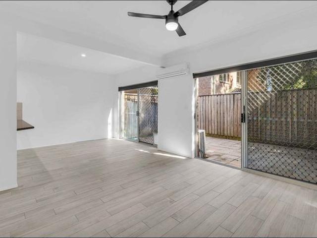 Townhouse for rent in Fernbrook, Queensland