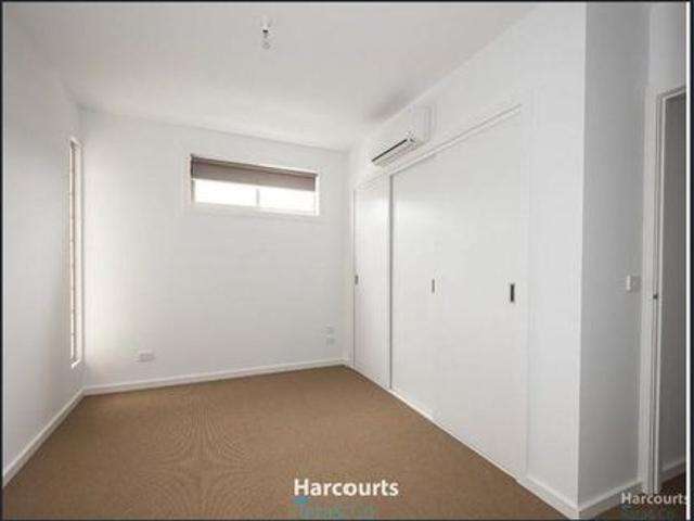 Townhouse for rent in Camerons Creek, Victoria