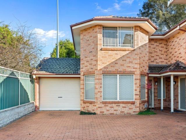 Townhouse for sale in Sydney, New South Wales