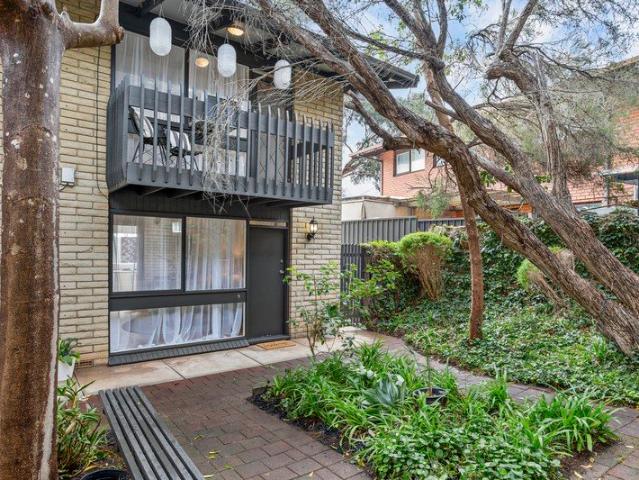 Townhouse for sale in Horseshoe Creek, South Australia
