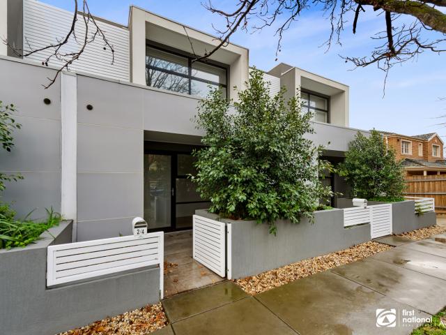 Townhouse for sale in Camerons Creek, Victoria