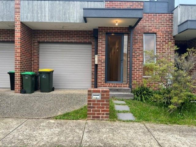 Townhouse for rent in Camerons Creek, Victoria