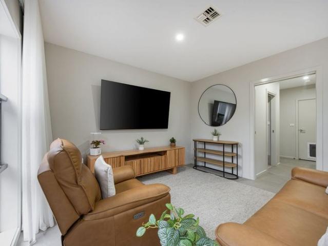Townhouse for rent in Queanbeyan, New South Wales