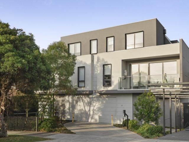 Townhouse for rent in Camerons Creek, Victoria