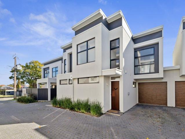 Townhouse for sale in Horseshoe Creek, South Australia