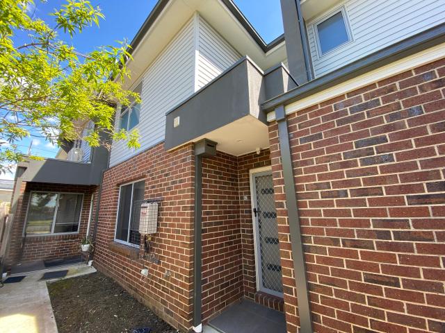 House for rent in Ruthven, Melbourne