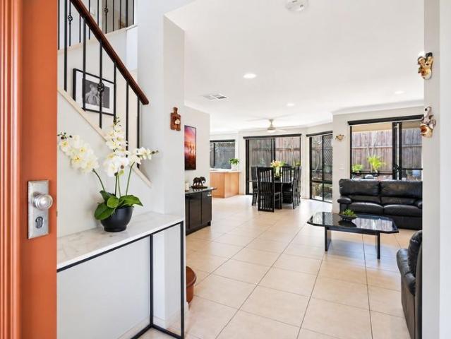 Townhouse for rent in Fernbrook, Queensland