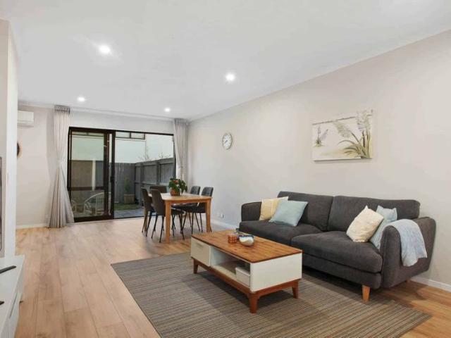 Townhouse for rent in Whenuapai Village, Upper Harbour
