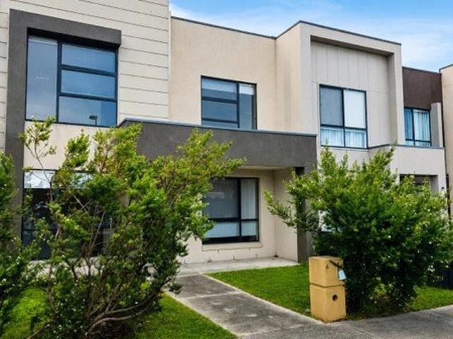 Townhouse for rent in Camerons Creek, Victoria