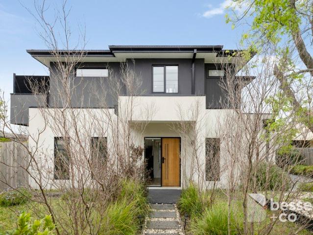 Townhouse for sale in Clayton South, Melbourne