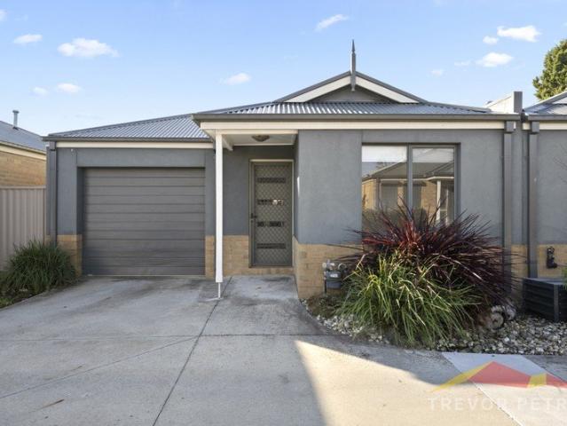 Townhouse for sale in Ballarat, Victoria