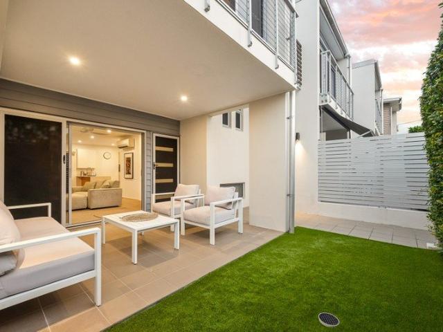 Townhouse for sale in Toombul, Queensland