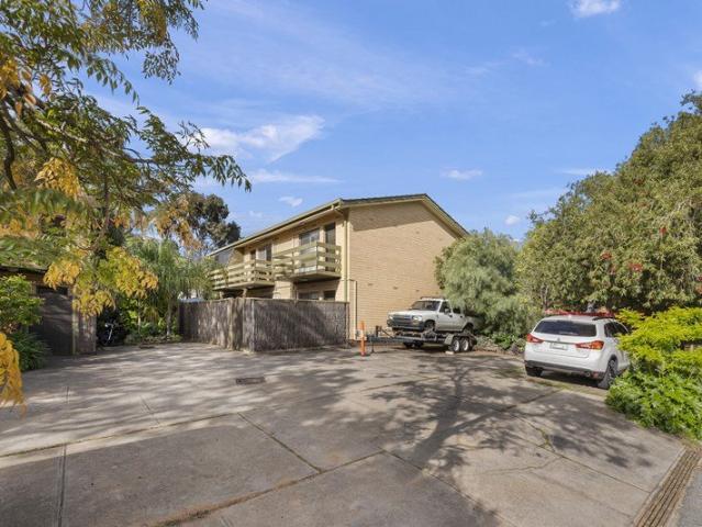 Townhouse for rent in Horseshoe Creek, South Australia
